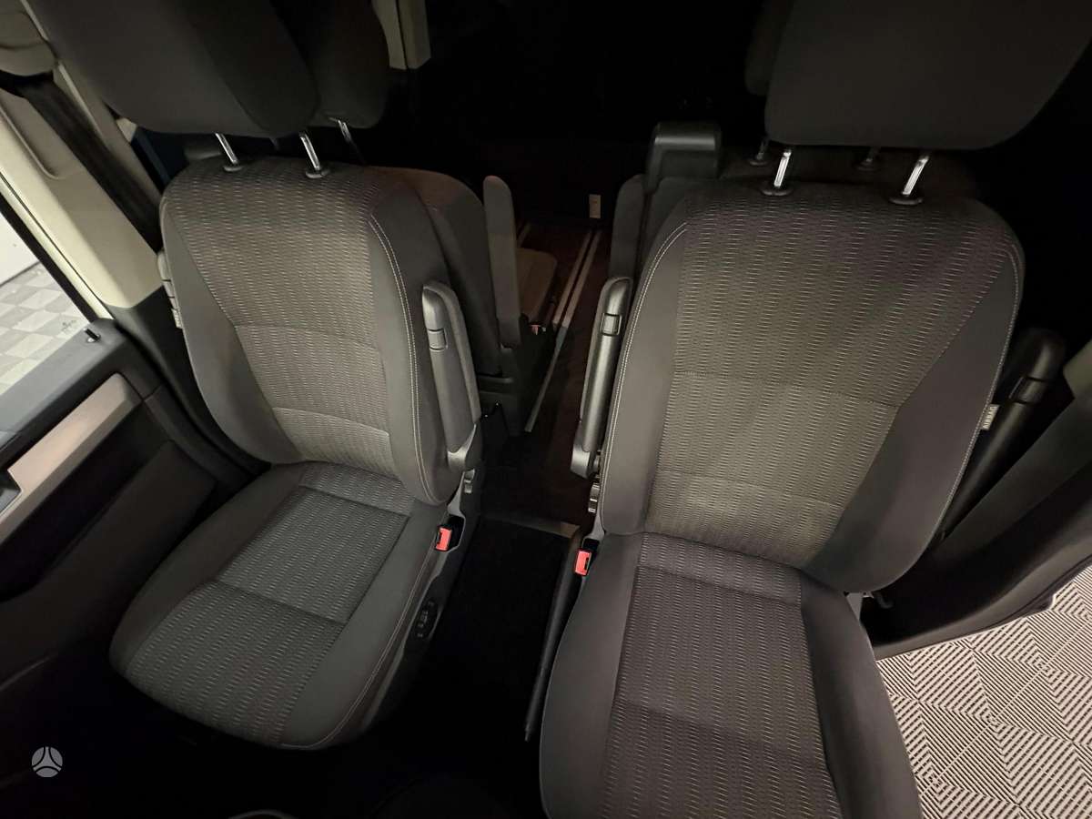 Volkswagen Multivan, 2.0 l., Минивэн