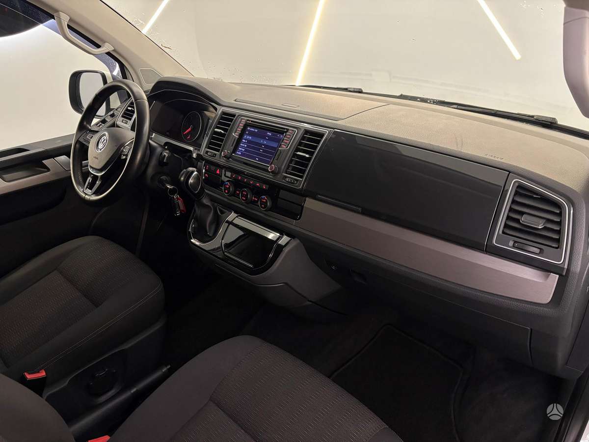 Volkswagen Multivan, 2.0 l., Минивэн