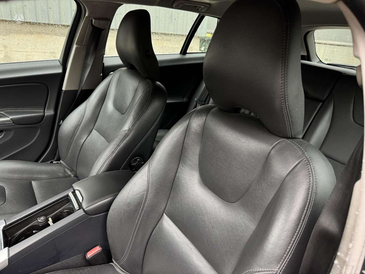 Volvo V60, 2.4 l., Универсал