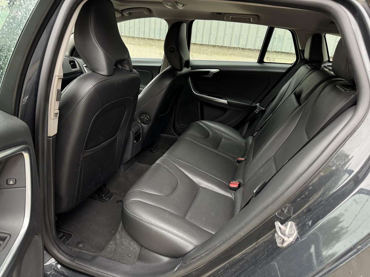 Volvo V60, 2.4 l., Универсал