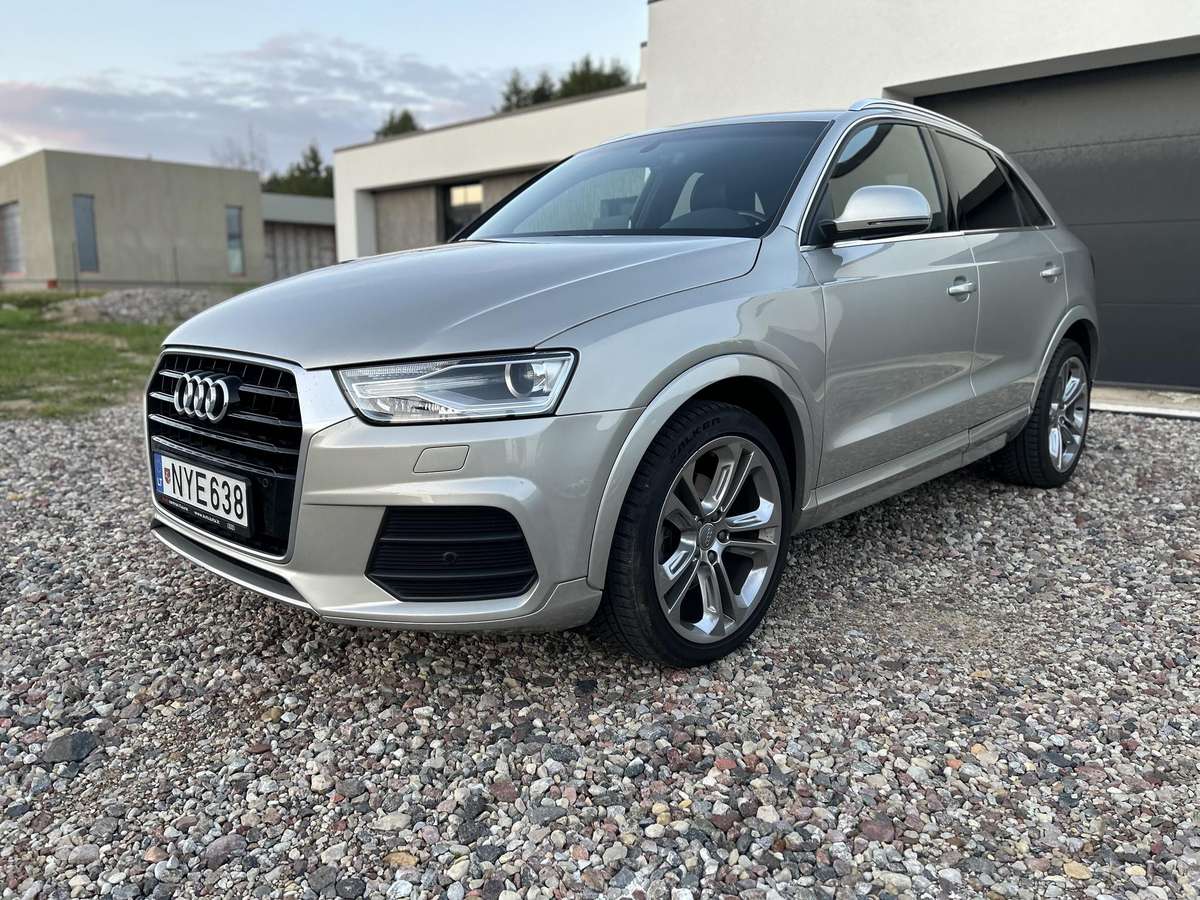 Audi Q3, 2.0 l., off-road / crossover