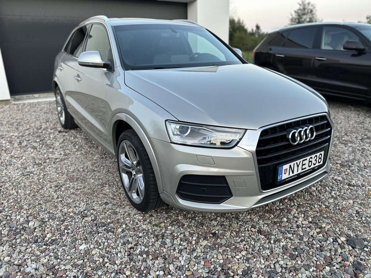 Audi Q3, 2.0 l., off-road / crossover
