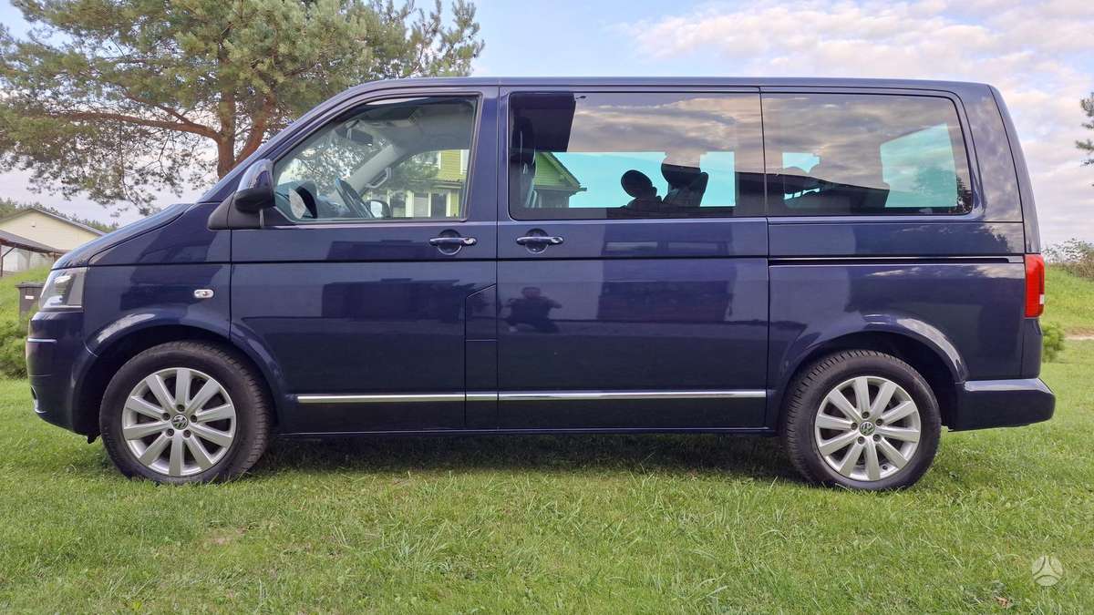 Volkswagen Multivan - 7