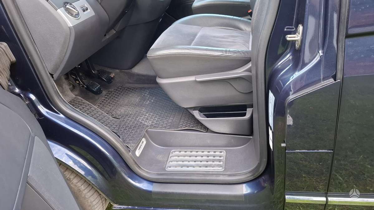 Volkswagen Multivan, 2.0 l., Минивэн