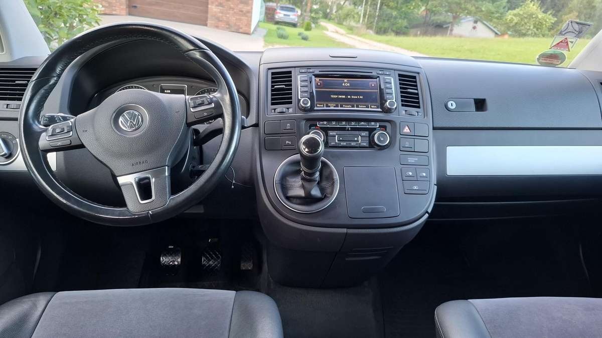 Volkswagen Multivan, 2.0 l., Минивэн