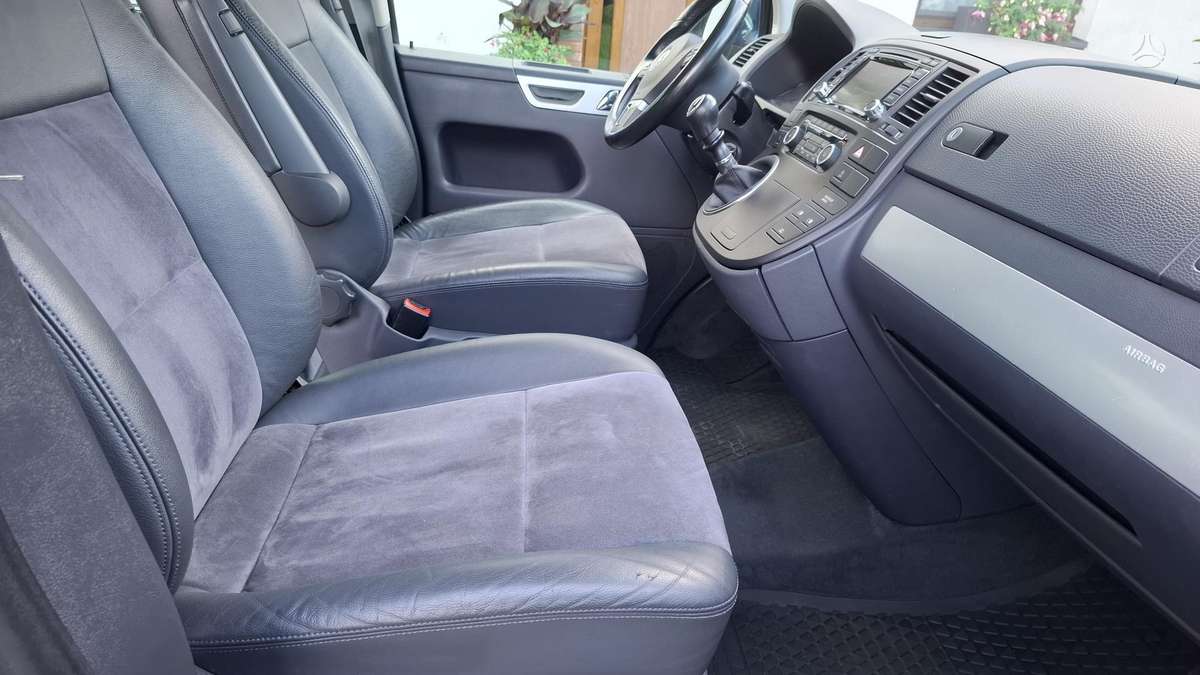 Volkswagen Multivan, 2.0 l., Минивэн