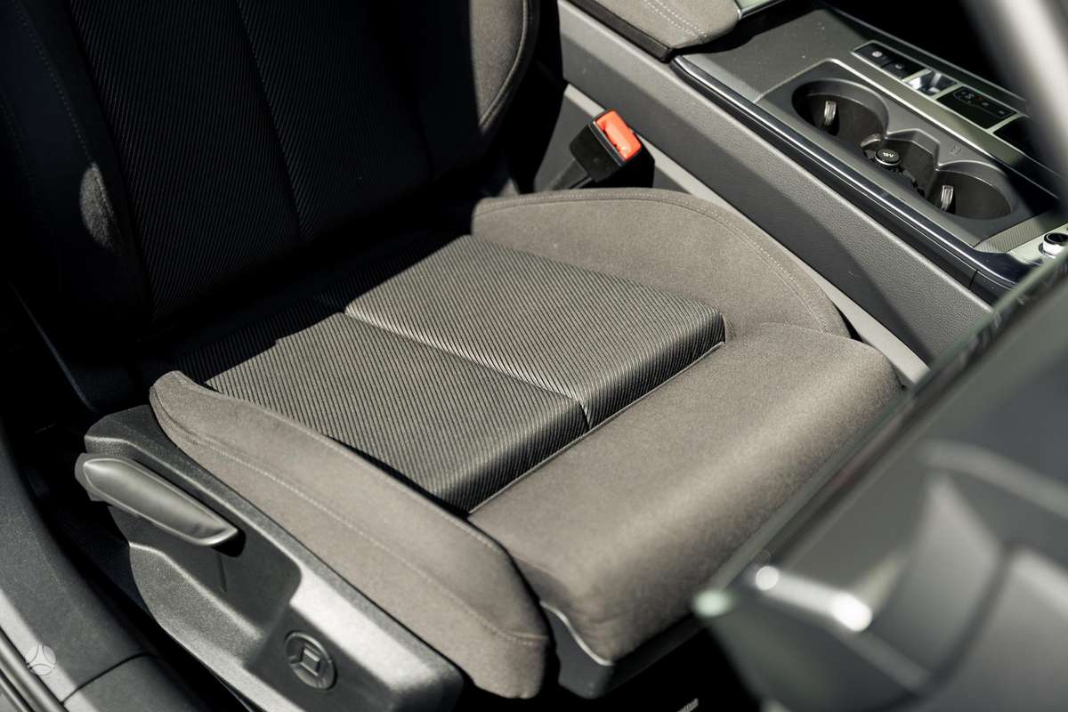 Audi A6, 2.0 l., Универсал