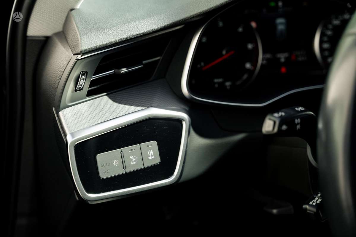 Audi A6, 2.0 l., universalas