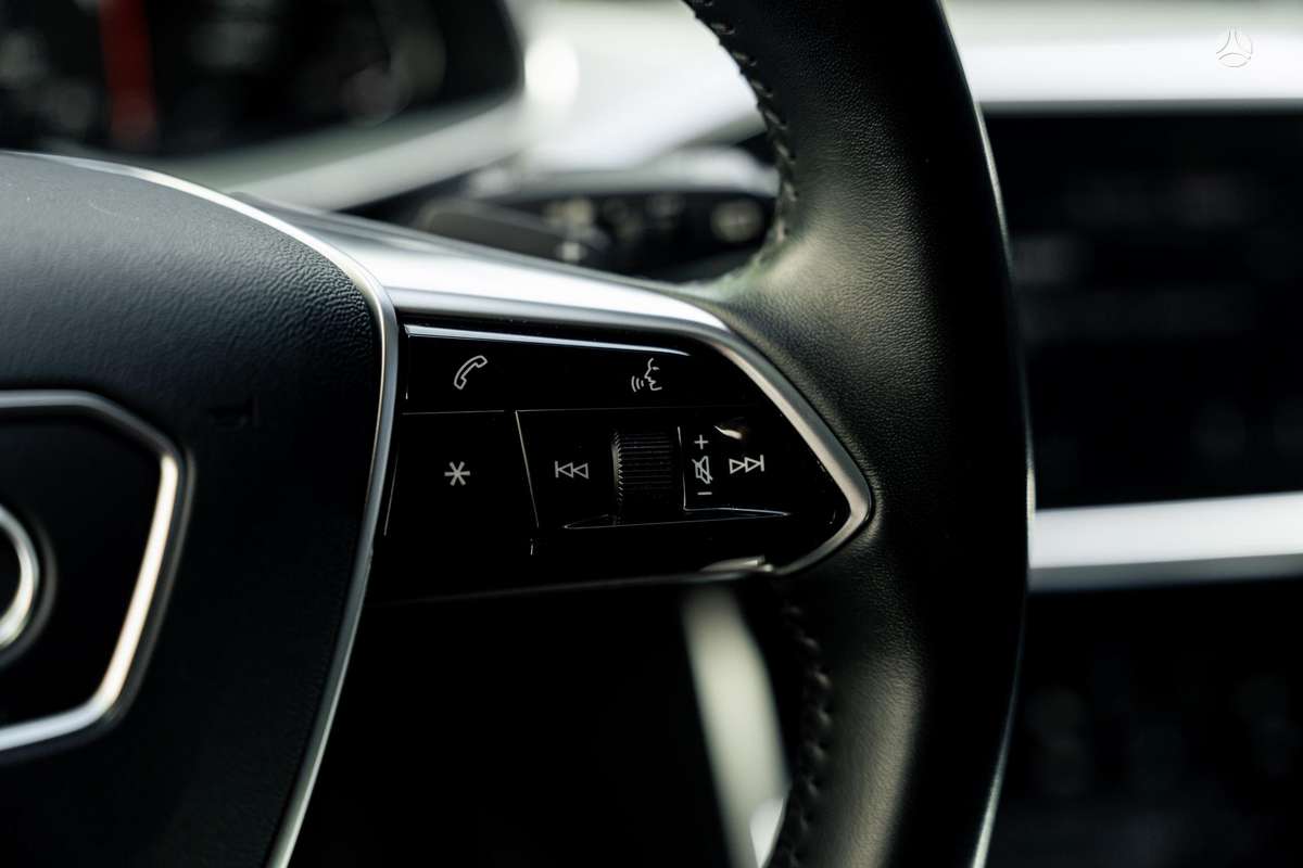 Audi A6, 2.0 l., Универсал