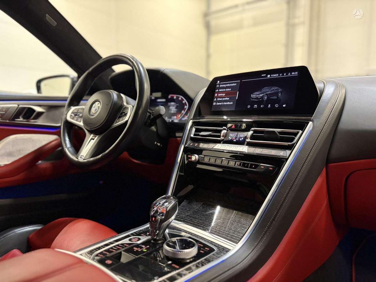 BMW M850, 4.4 l., Седан
