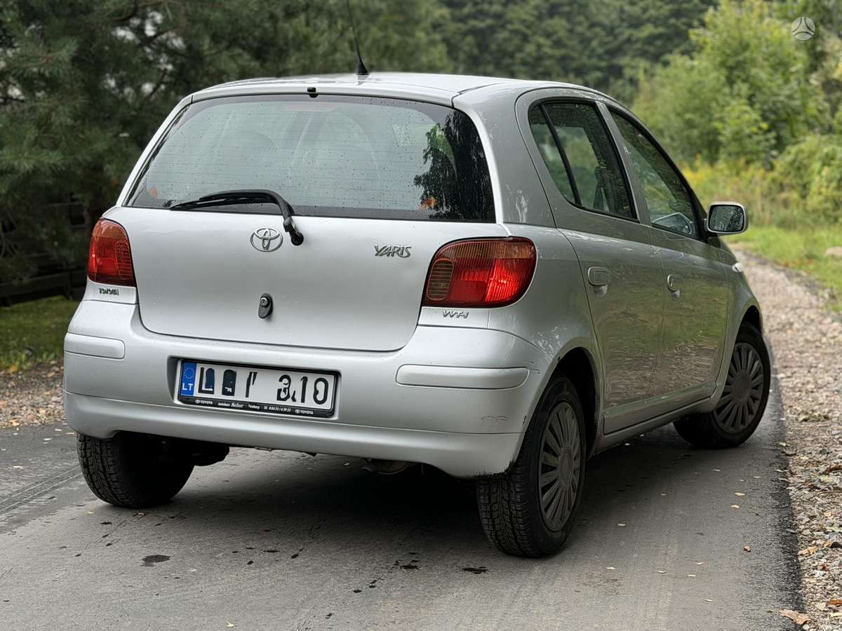 Toyota Yaris - 2