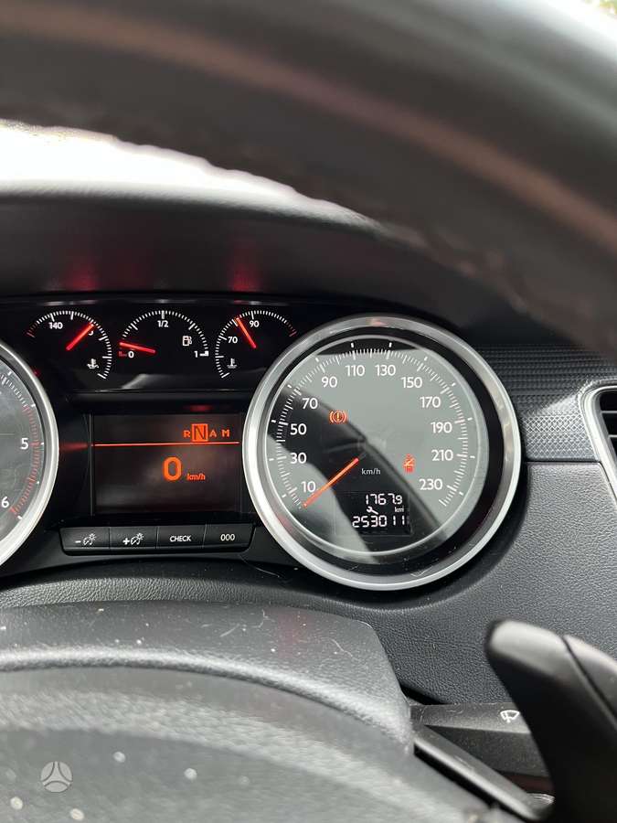 Peugeot 508, 1.6 l., Универсал