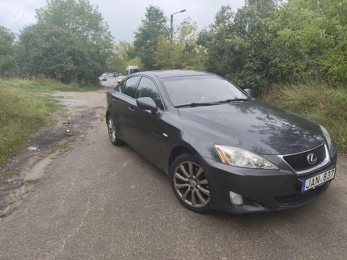 Lexus IS 220, 2.2 l., Седан