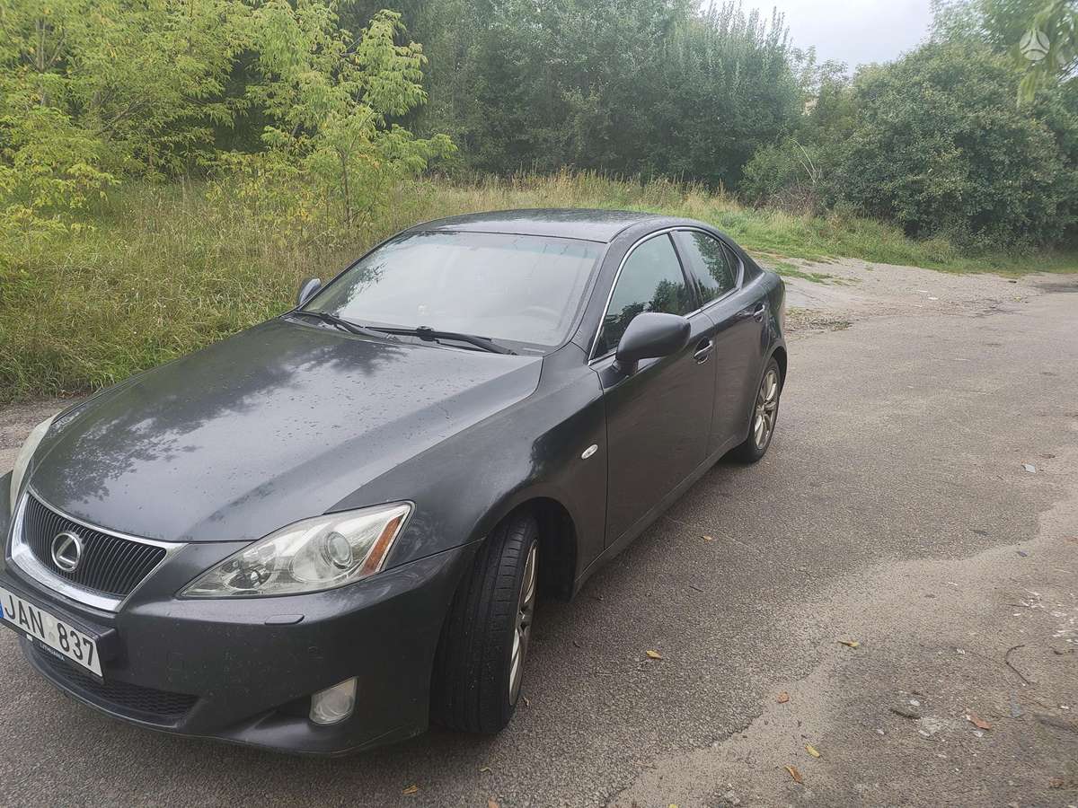 Lexus IS 220, 2.2 l., Седан