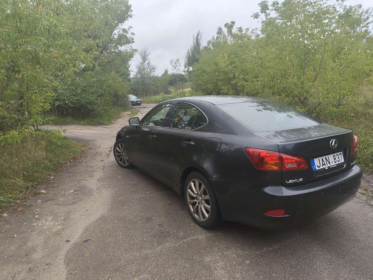 Lexus IS 220, 2.2 l., Седан