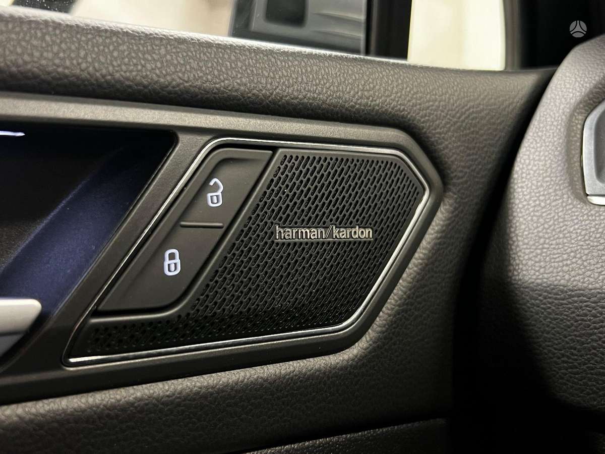 Volkswagen Tiguan Allspace - 12