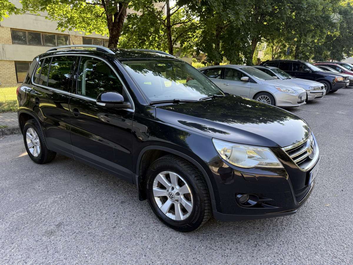 Volkswagen Tiguan - 3