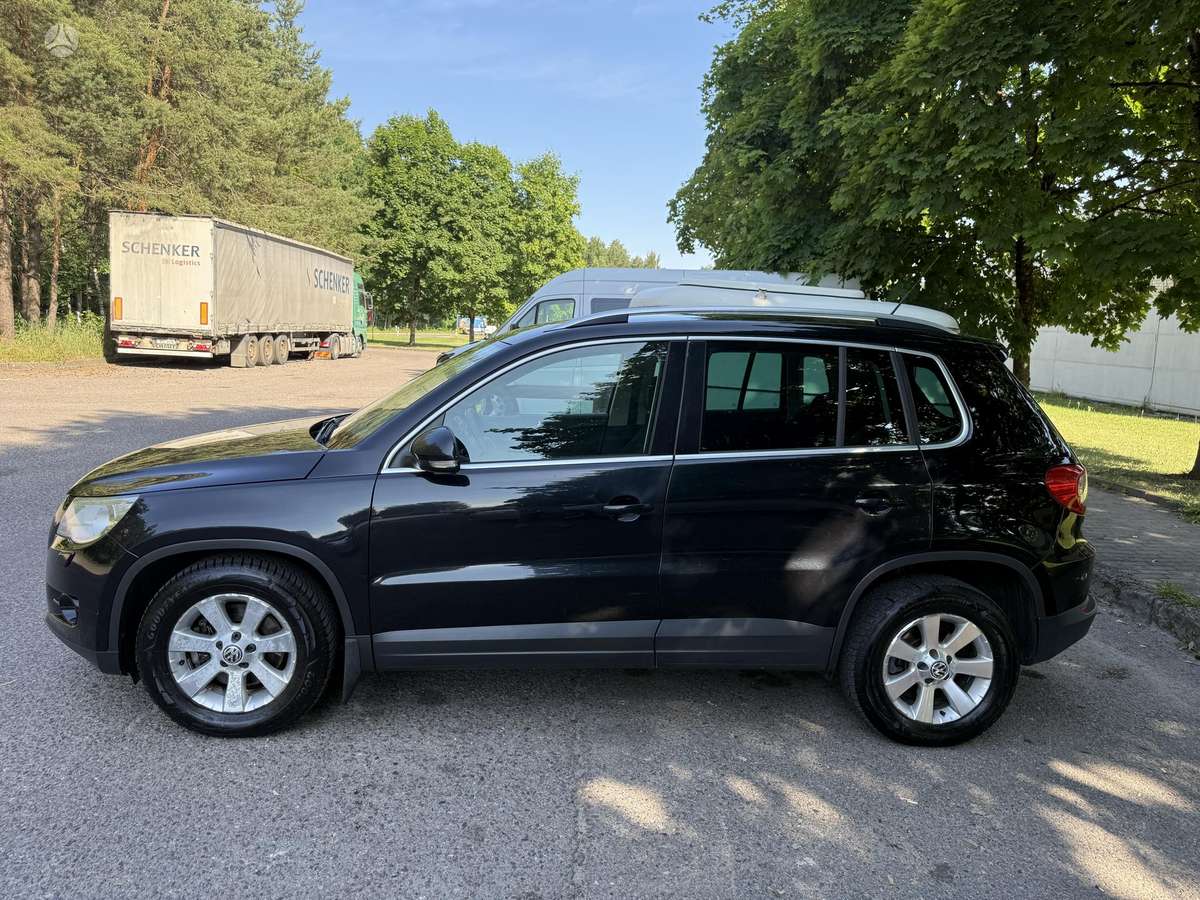 Volkswagen Tiguan - 7