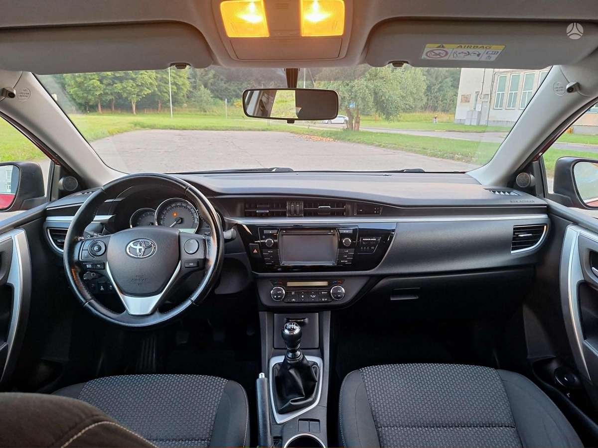 Toyota Corolla - 6