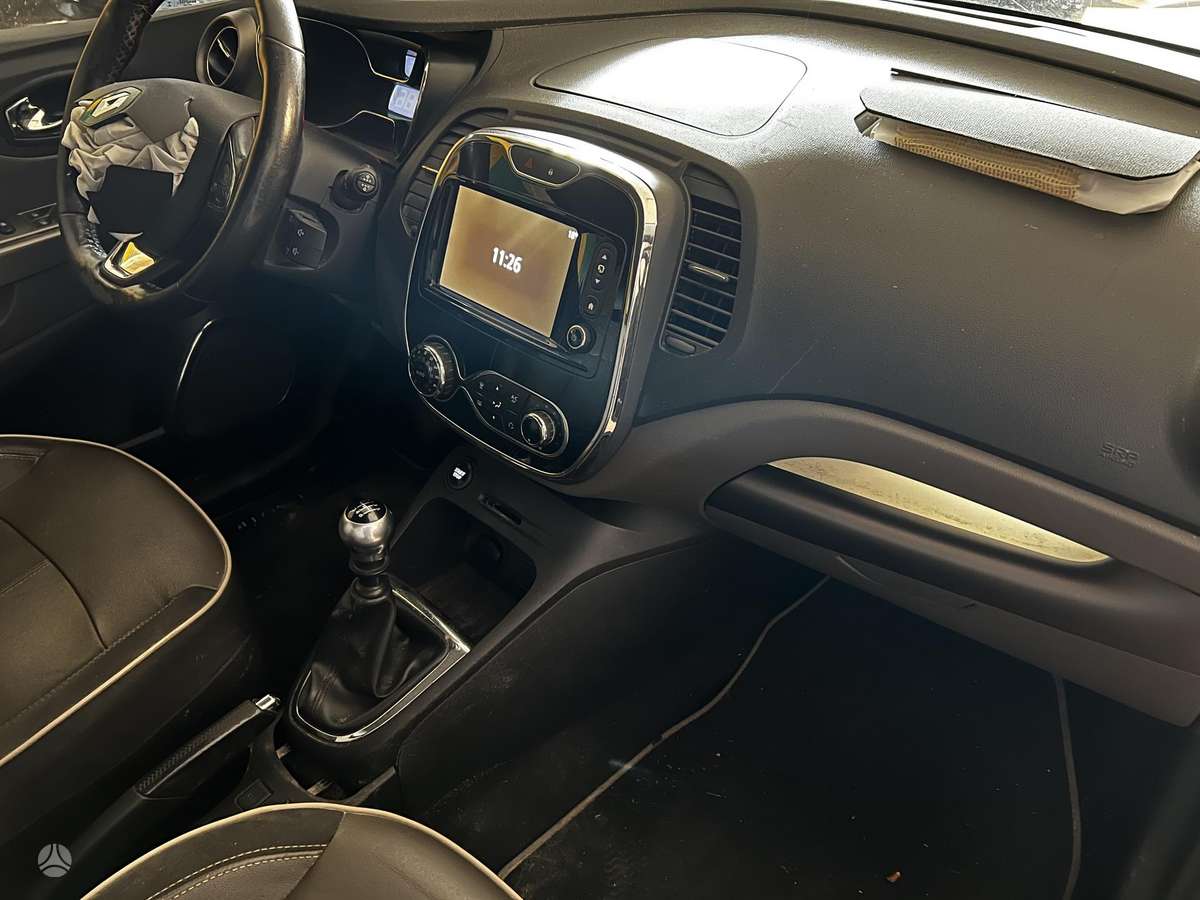 Renault Captur, 1.5 l., off-road / crossover