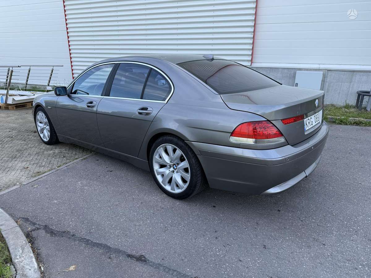 BMW 740, 3.9 l., Седан