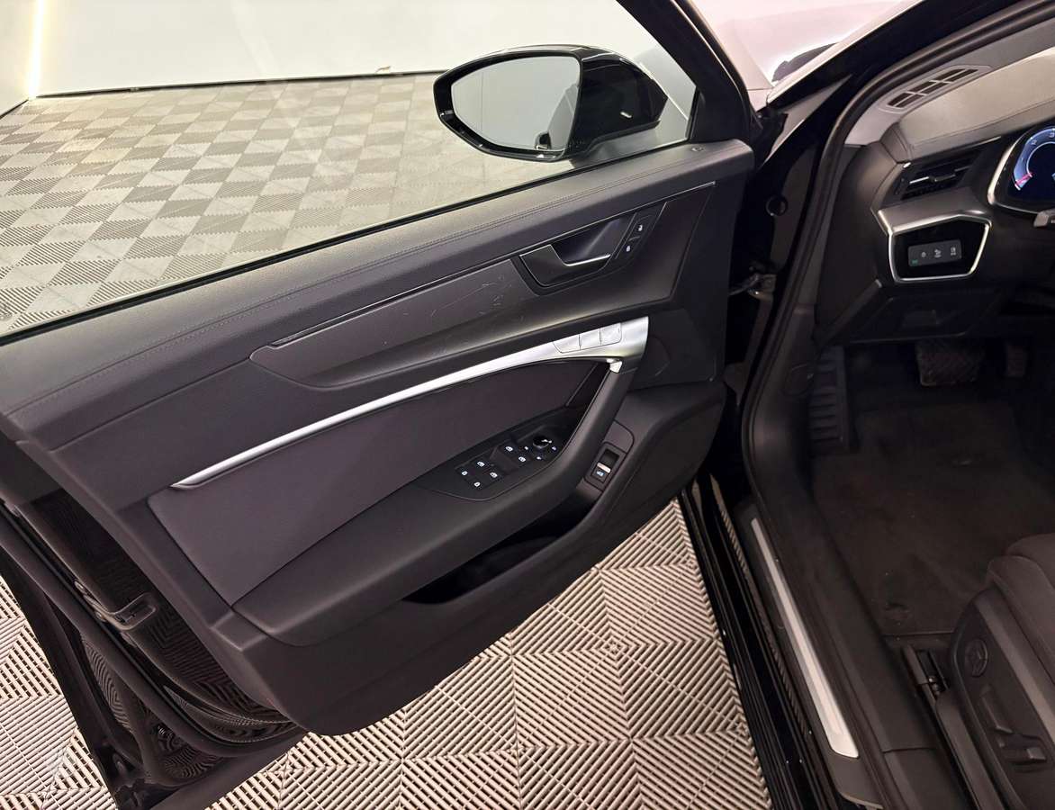 Audi A6, 2.0 l., Универсал