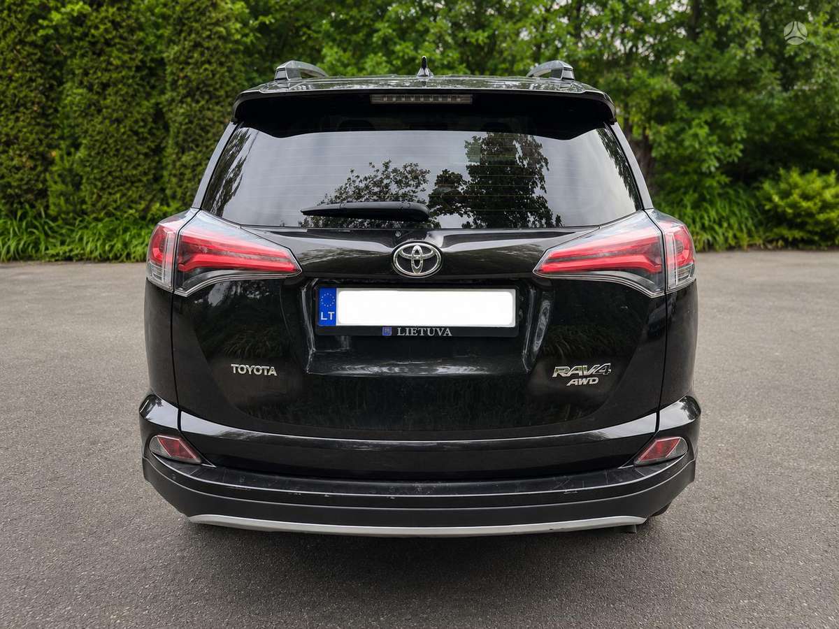 Toyota RAV4 - 4