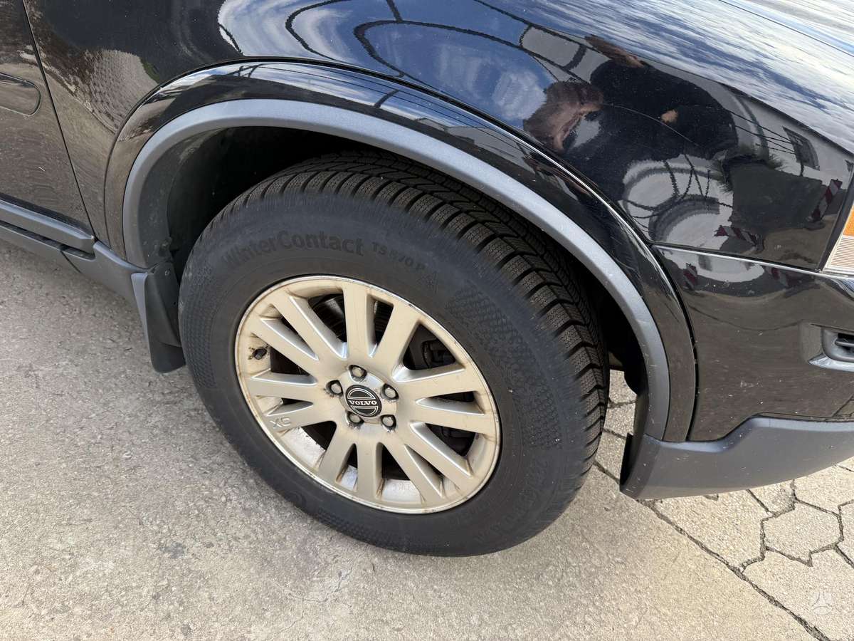 Volvo XC90 - 3