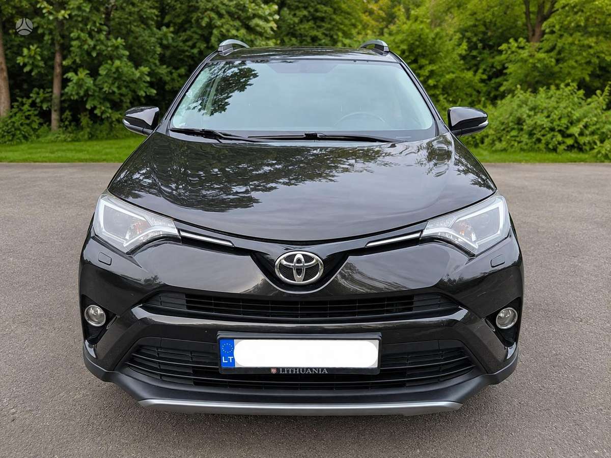 Toyota RAV4 - 1