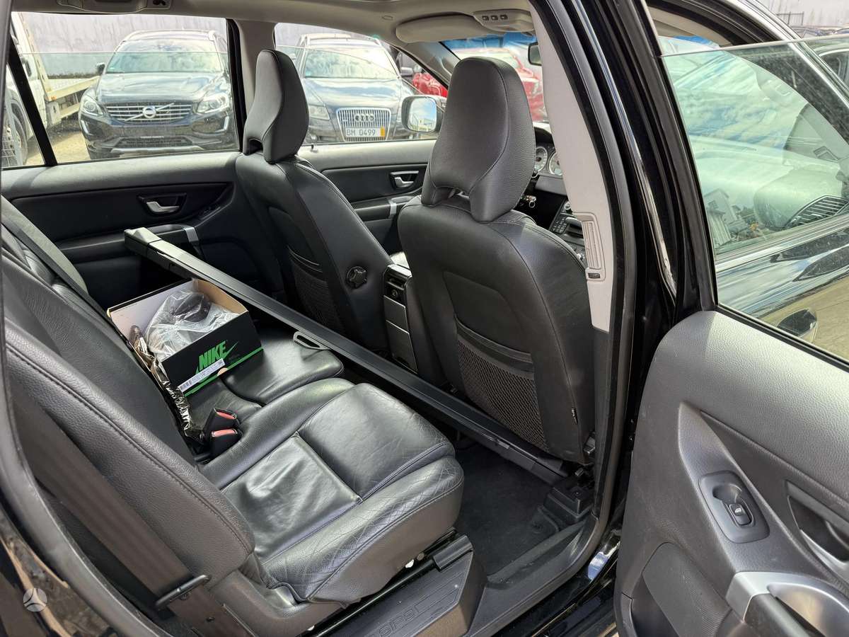 Volvo XC90 - 7