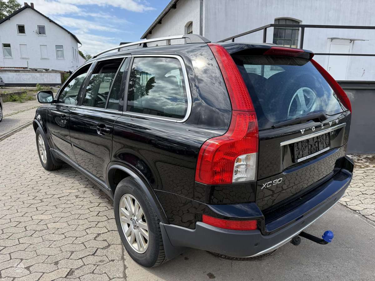 Volvo XC90 - 9