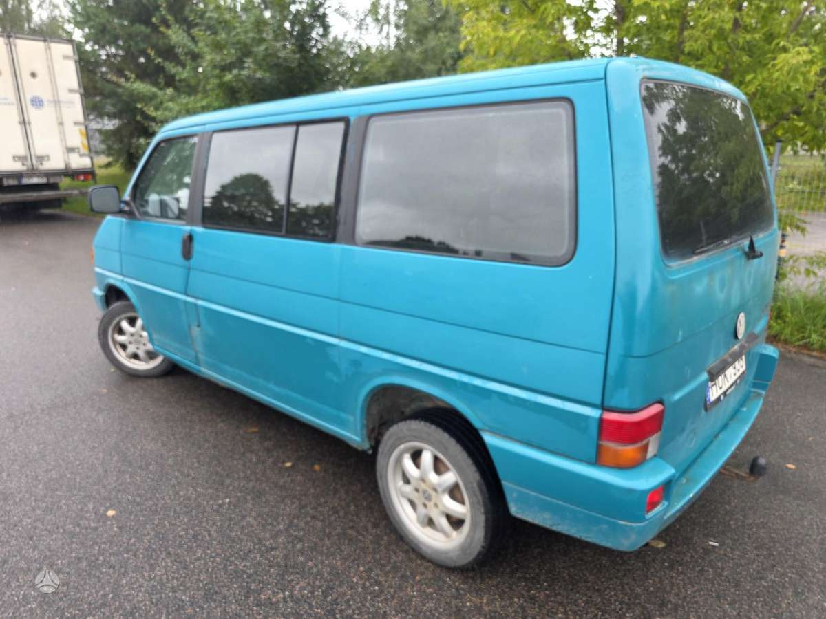Volkswagen Multivan - 4