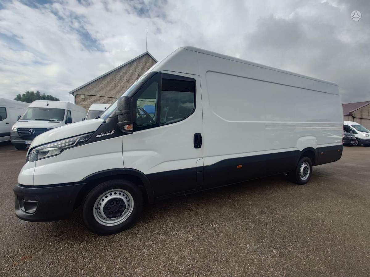 Iveco Daily, 2.3 l., cargo van