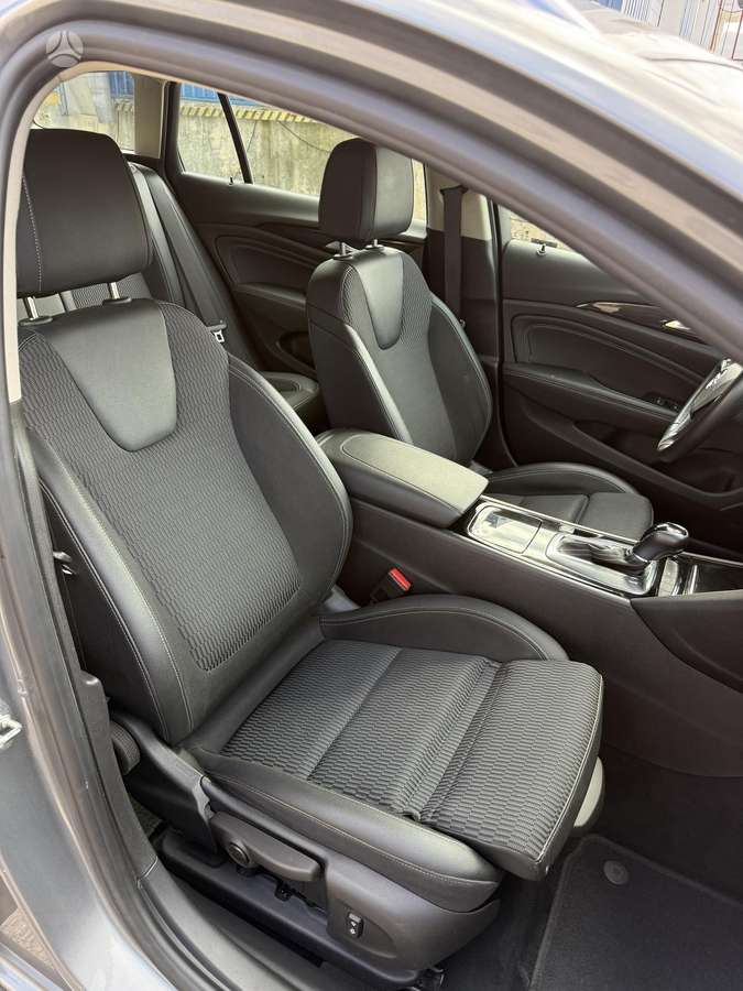 Opel Insignia, 1.6 l., Универсал