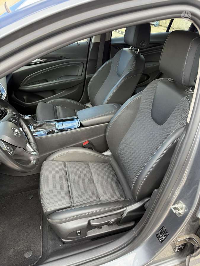 Opel Insignia, 1.6 l., Универсал