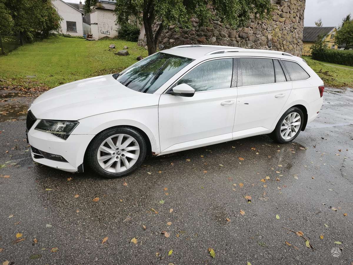 Skoda Superb, 2.0 l., Универсал