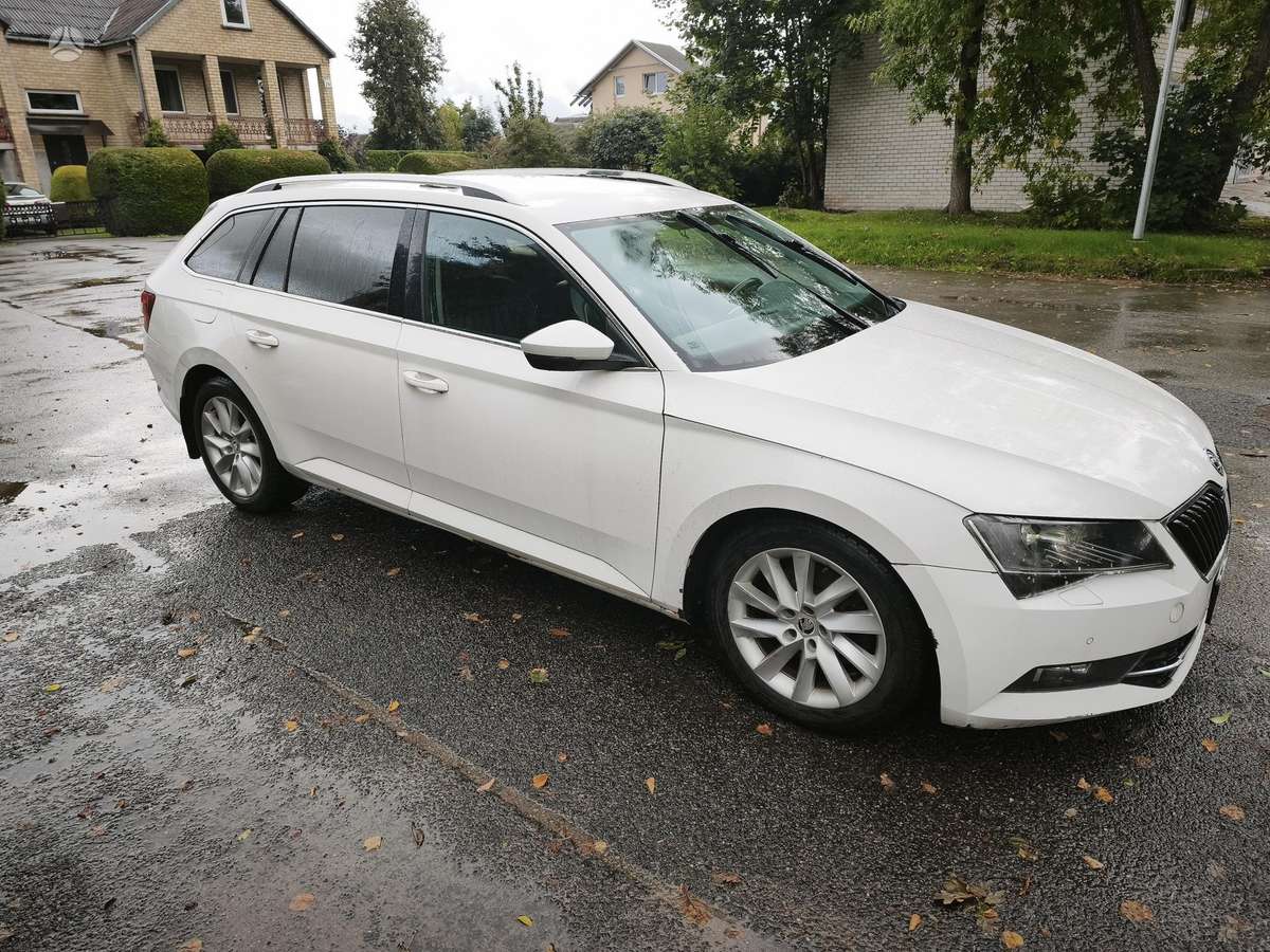 Skoda Superb, 2.0 l., wagon