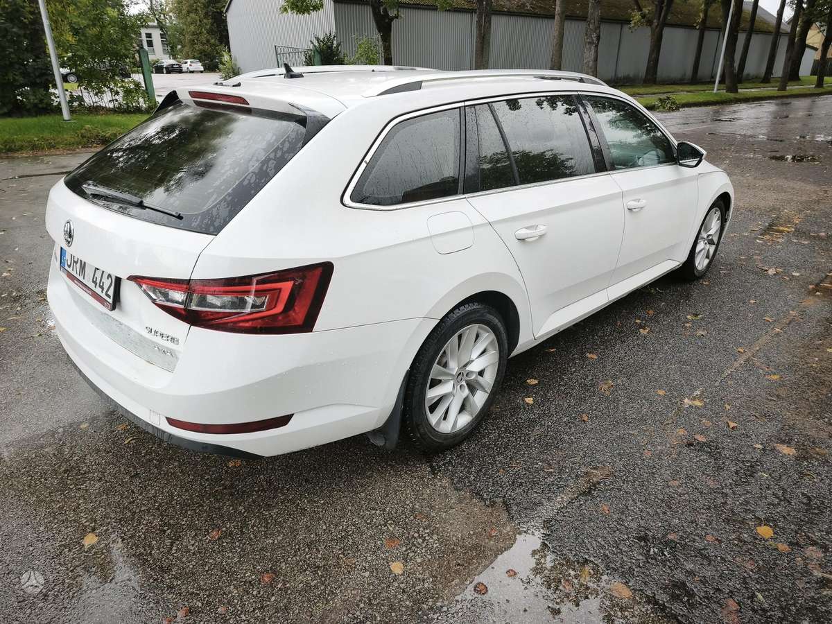 Skoda Superb, 2.0 l., Универсал