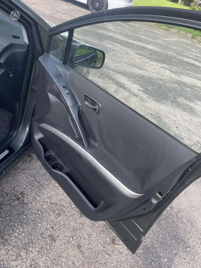 Toyota Corolla Verso - 3