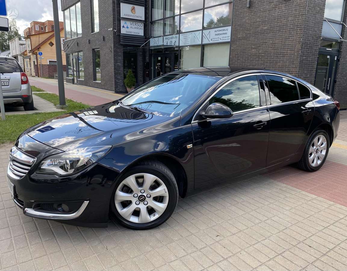 Opel Insignia, 2.0 l., hatchback
