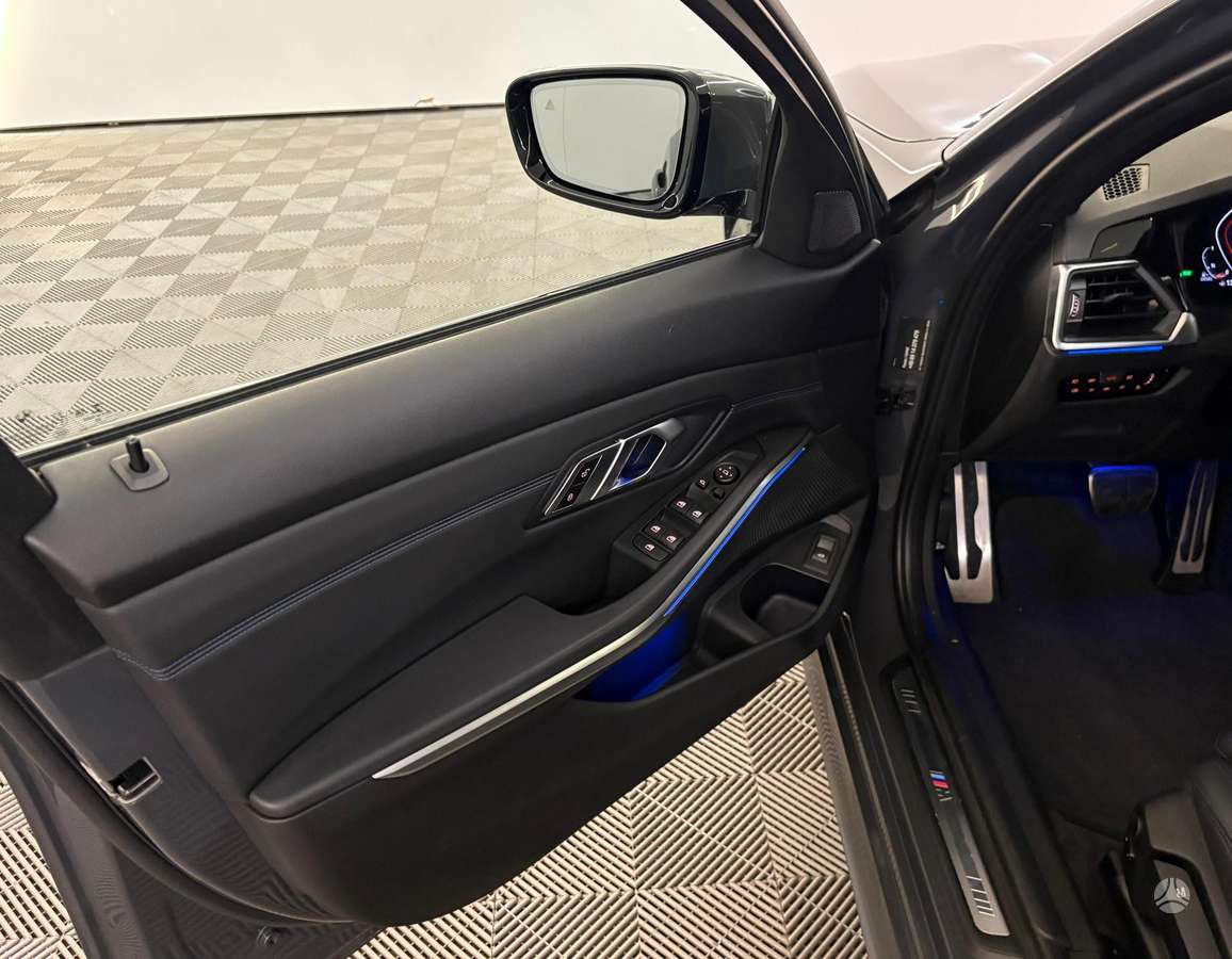 BMW 320, 2.0 l., Универсал