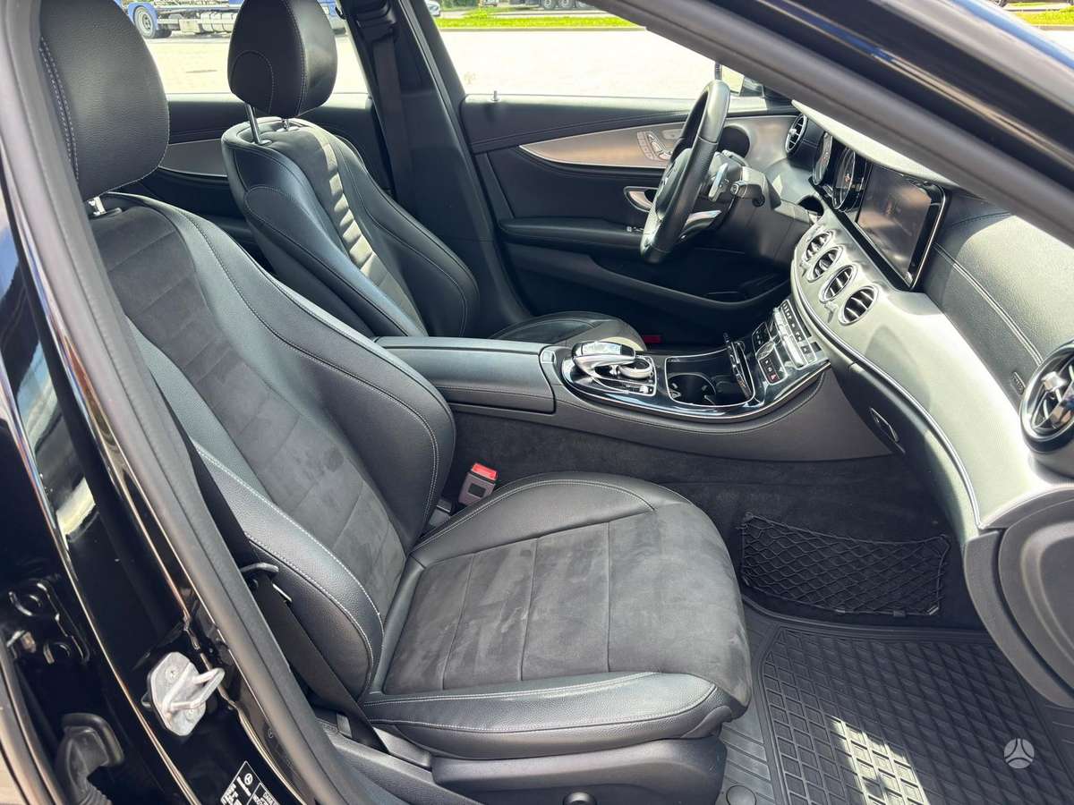 Mercedes-Benz E220, 2.0 l., Седан