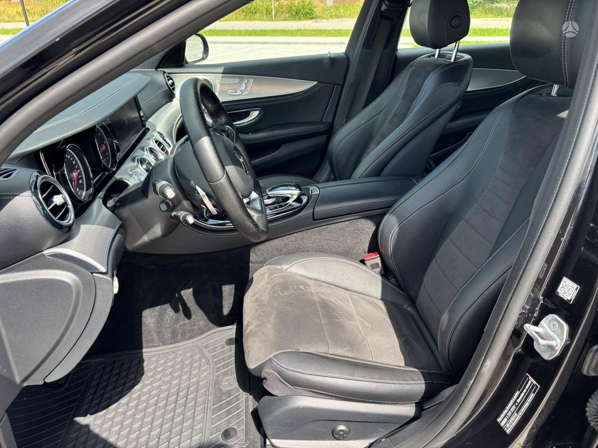 Mercedes-Benz E220, 2.0 l., Седан