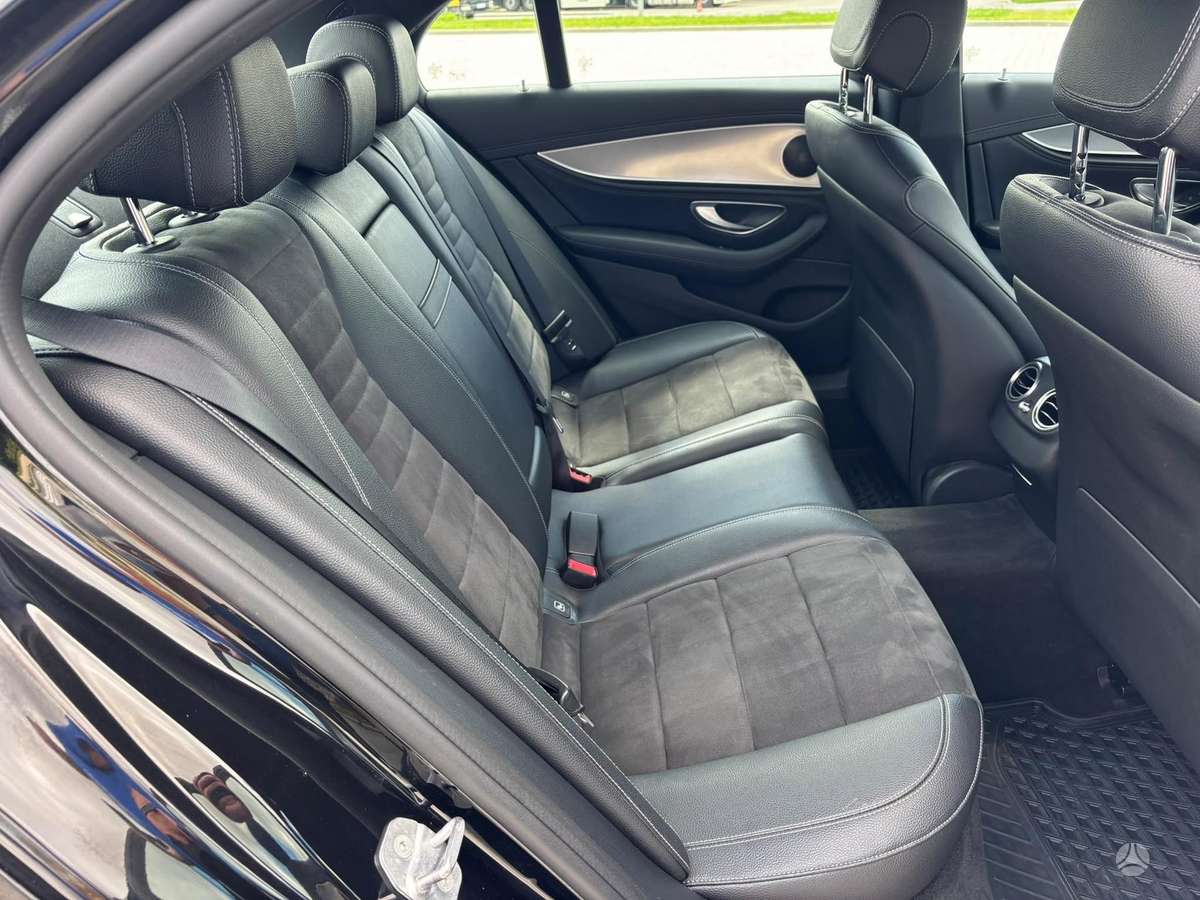 Mercedes-Benz E220, 2.0 l., Седан