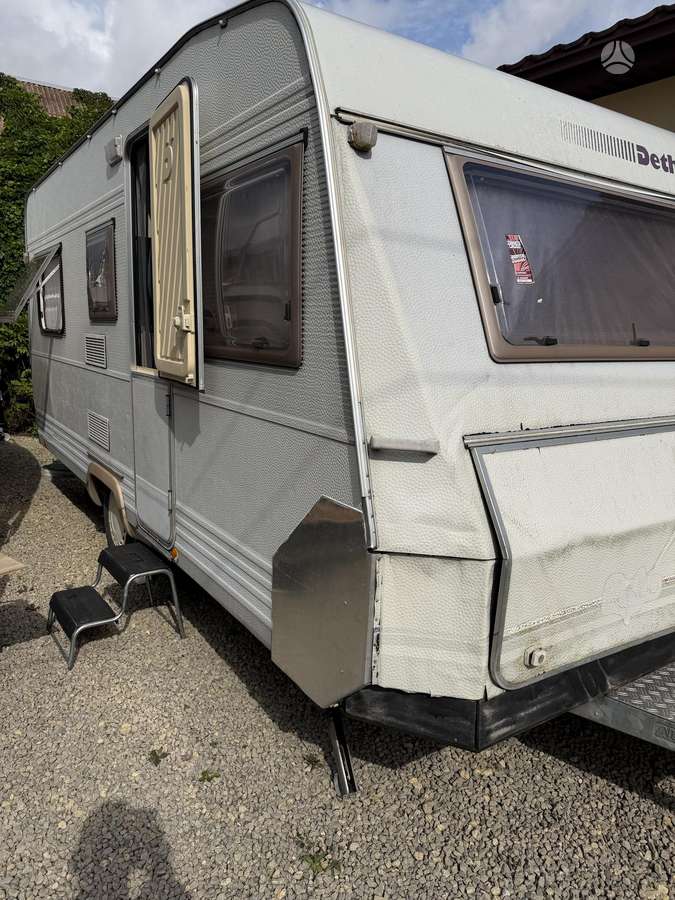 Dethleffs RD 6, кемперы
