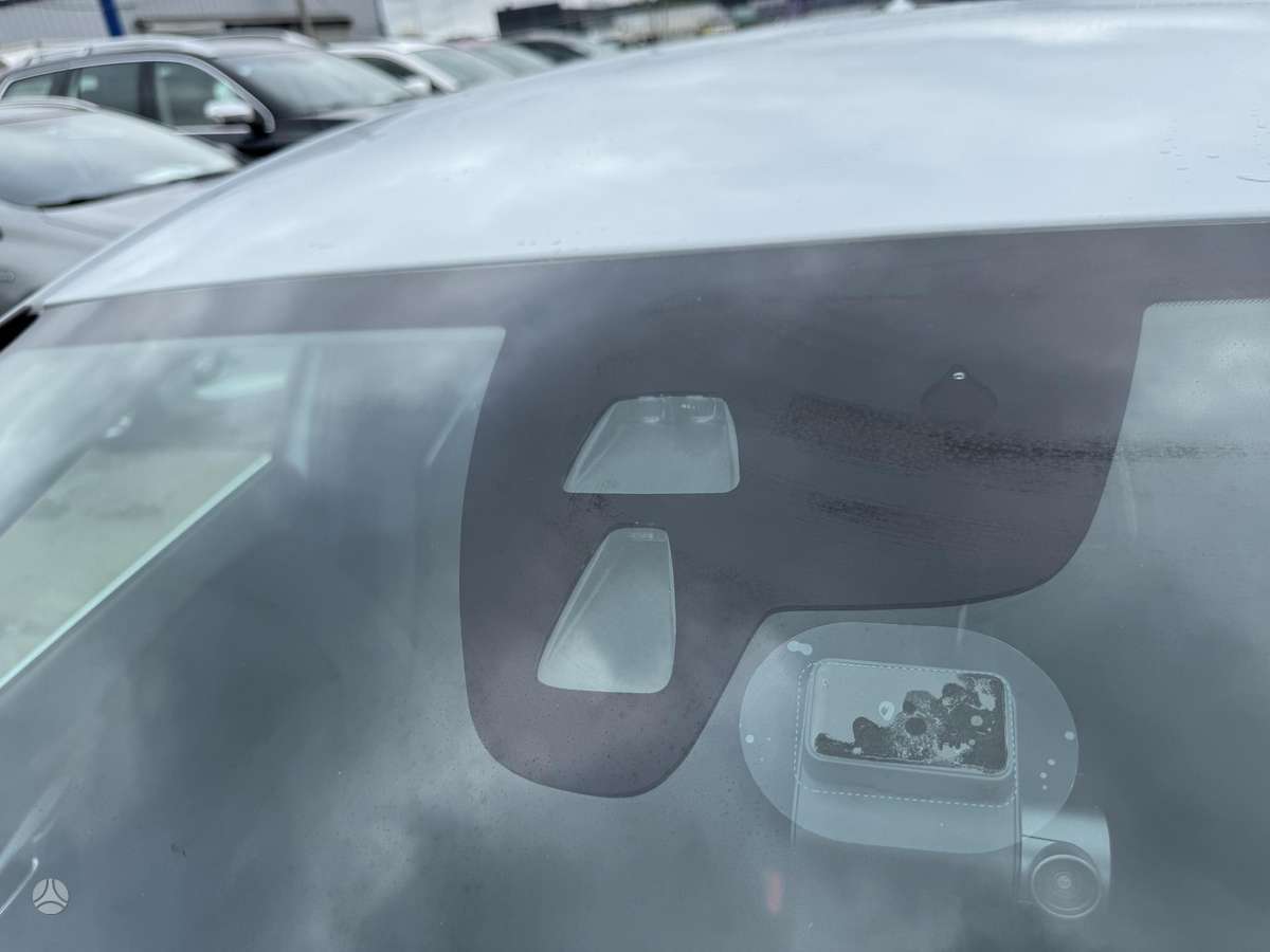 Volvo V40, 2.0 l., hatchback