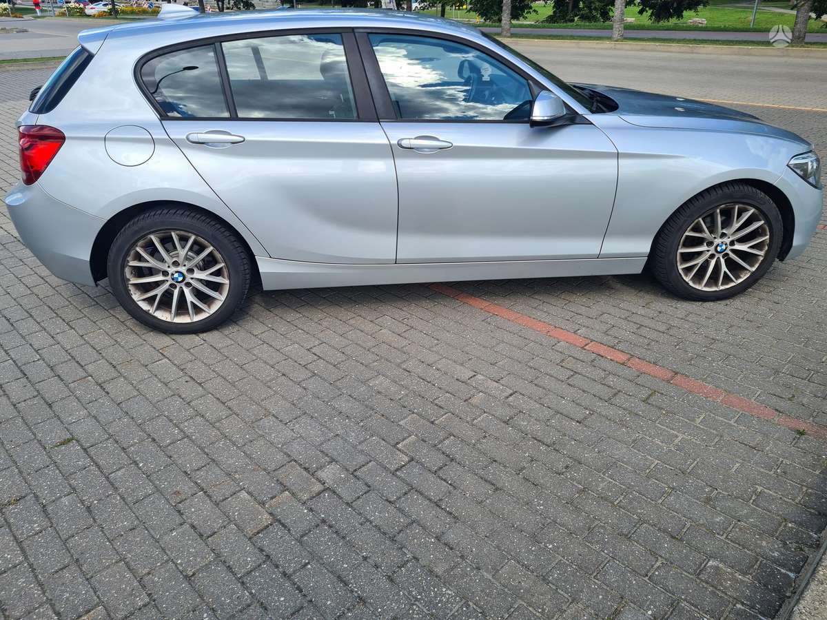 BMW 116, 2.0 l., hečbekas