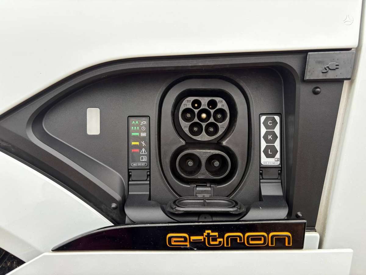 Audi e-tron S, Внедорожник / Кроссовер