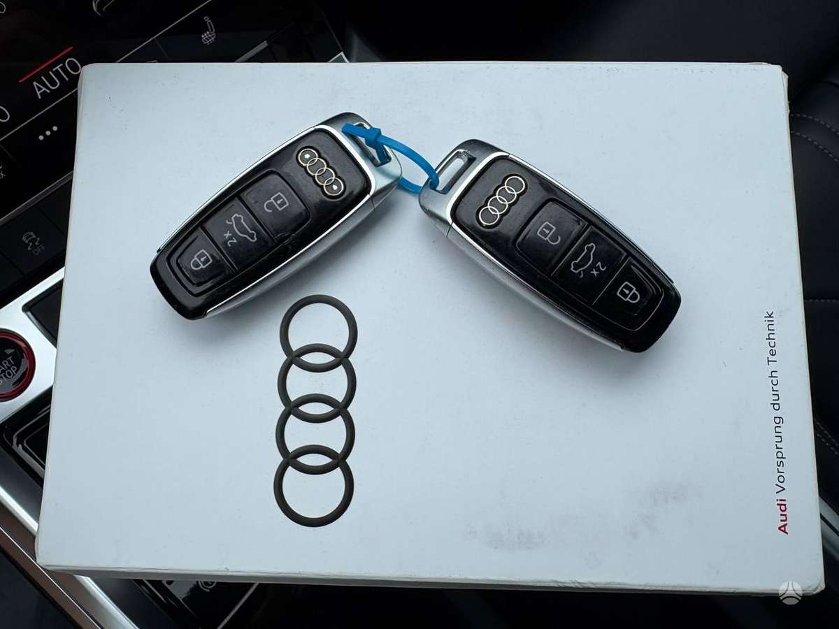Audi e-tron S, Внедорожник / Кроссовер