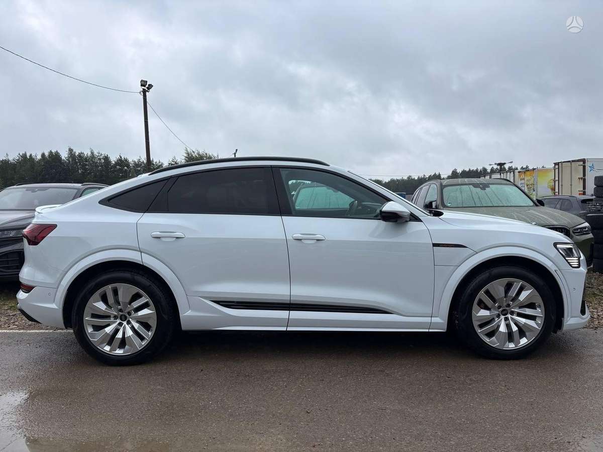Audi e-tron S, Внедорожник / Кроссовер